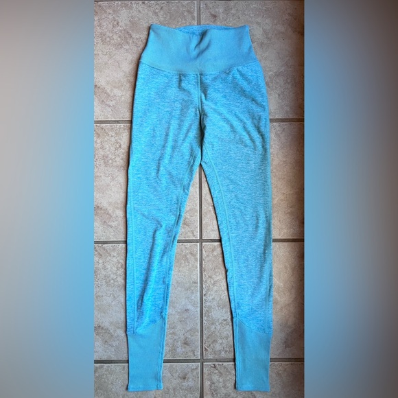 High-Waist Alosoft Lounge Legging - Picture 2 of 3